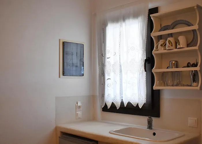 شقة Tzamaros Mérichas