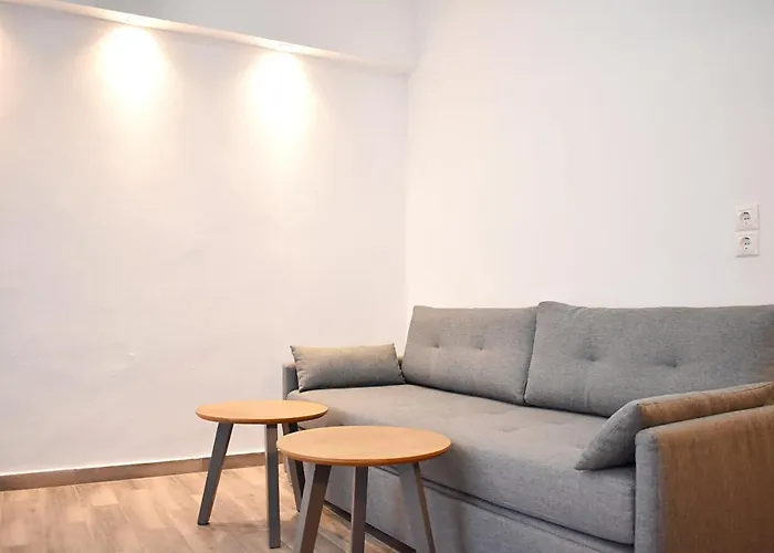 شقة Tzamaros Mérichas